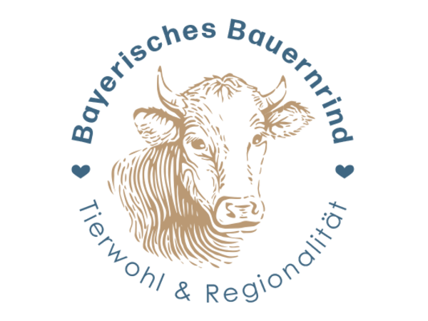 Das Logo mit der Aufschrift „Bayerisches Bauernrind. Tierwohl & Regionalität.“ zeigt ein illustriertes Rind. 