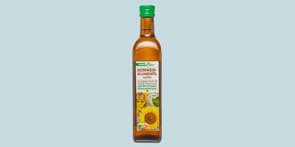 REWE Bio Sonnenblumenöl in der Flasche aus dünnerem Glas.