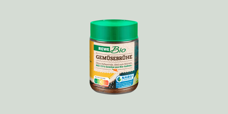 Ein Glas REWE Bio Gemüsefond. 