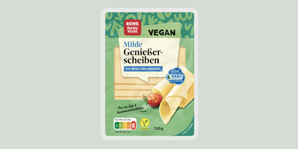 Eine Packung REWE Beste Wahl Vegan Milde Genießerscheiben.